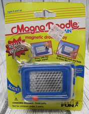 Basic Fun Magna Doodle Drawing Toy Keychain Keychain NEW Sealed 1996 Tyco NOS picture
