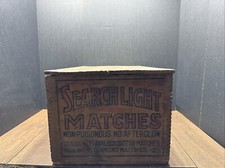 Vintage Search Light Strike Anywhere DIAMOND Matches Wooden Crate Advertising picture