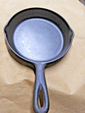 Antique Favorite Piqua Ware #3 Cast Iron Skillet  Smiley Logo picture