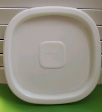 VTG Rubbermaid Servin' Saver White Square Lid 0046 # 6 Replacement Part picture
