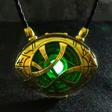 Doctor Strange Eye Of Agamotto necklace picture