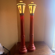 Pair Vintage 1969 Empire Blow Mold 39