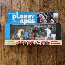 VERY RARE Multiple Toymakers Planet Of The Apes Miniset 1967 #1031 picture