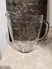VINTAGE LARGE GLASS MEASURING CUP BY MOE Co. COPYRIGHT 1972. vintage 1972 glass  picture