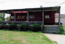 Train Photo - L&N The Station Yard Louisville and Nashville Caboose 4x6 #7538 picture