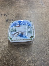 VTG 1987 Heritage House Music Box Melodies of Christmas Silent Night Snow  picture