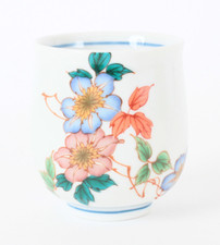 Kutani ware Japanese Ceramic Yunomi Chawan Tea Cup Blue and Pink Flowers picture