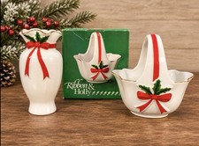 Vintage Mount Clemens Pottery Ribbon & Holly Christmas Vase and Basket Set-Japan picture