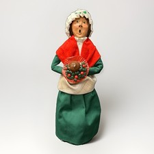 1987 Byers’ Choice Mrs. Cratchit Second Edition A Christmas Carol Caroler picture