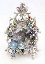Kirk's Folly Ornate Floral Theme Oval Picture Frame picture