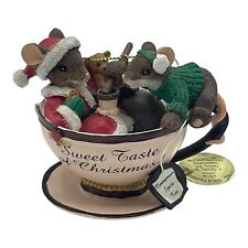 Charming Tails Sweet Taste Of Christmas Mouse Mice Teacup 2010 Ornament picture