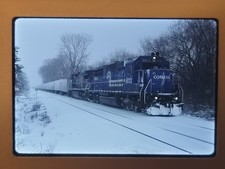 Lot Of 16 KODAK PREMIUM Vintage 35mm Color Slides Conrail Amtrak Misc (CR-45) picture