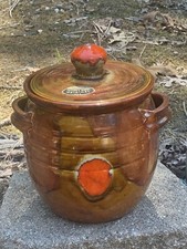 VINTAGE POTTERS WHEEL ORIGINAL 1979 SIGNED JK DRYDEN COVERED COOKIE JAR (SH) picture
