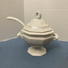 Williams-Sonoma Antique White 2011 Individual Soup Tureen w/Ladle Spoon picture