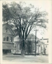 Press Photo First National Bank Building Ipswich Massachusetts picture