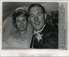 1962 Press Photo Notre Dame QB & NFLer Ralph Guglielmi weds Shirley Moran picture