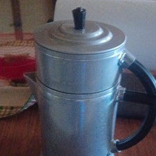 Vintage Wear-Ever No 955 Aluminum Coffee Pot 4-6 Cup Bakelite Handle USA Deco picture