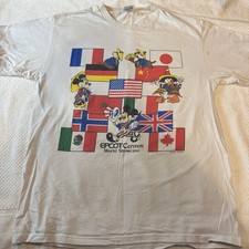 Vintage 80s Disney EPCOT Center World Showcase Mickey T Shirt 1982 Copyright picture