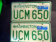 1968-1982 good vintage Washington State License plate pair with 1980 natural tag picture