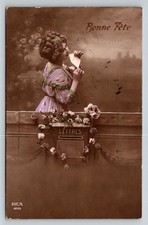 1913  Pretty Woman  Bonne Fete   Postcard picture