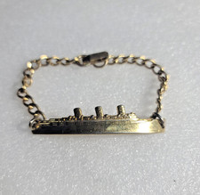 Vintage 1940-1960 Luxury Ocean Liner Gold Tone Figural 8
