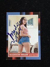 Madison Wilde Signed Custom Trading Card BAS Beckett Witness COA Autograph picture