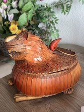 Excellent Vintage Chinese Wicker Rattan Lion Basket with original tag picture