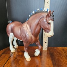 Breyer Classics Horse HIGHLAND CLYDESDALE #868 Draft Horse Brown White Figure picture
