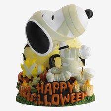 Snoopy 2025 Peanuts Halloween Bobblehead picture