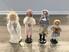 Lot of 4 Byers Choice Carolers 1987 Spirit Past Ghost Christmas Scrooge Marley’s picture