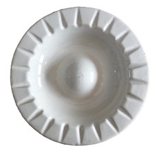 Vintage Shawnee Kenwood Cool Retro Art Pottery Ashtray White Black & White Speck picture