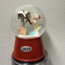 2023 Target Wondershop Christmas Musical Puppy Dog Mailbox Snow Water Globe picture