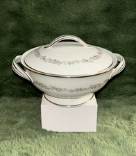 Noritake China Crestmont 6013 Sugar Bowl With Lid  - Pre-owned picture