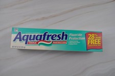 Aquafresh Triple Protection Fluoride  Toothpaste 1999 PROP picture
