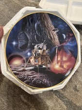 The Hamilton Collection Moon Landing Collector’s Plate by Don Dixon picture