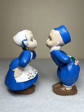 VTG Kissing Dutch Boy & Girl Figurine Set Of 2 Blue White 5