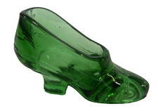 Collectible Small Emerald Green Glass Slipper Shoe 4 3/8