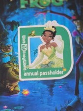 Disney annual  passholder Magnet  Princess and The Frog Tiana ''FAN ART  MAGNET' picture