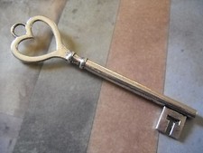 Heart Keys-Big Keys-Skeleton Keys-Antiqued Silver-84mm Large Skeleton Key picture
