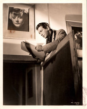 HOLLYWOOD ROBERT TAYLOR BEHIND SCENES GRETA GARBO PORTRAIT 1930s ORIG PHOTO MA picture