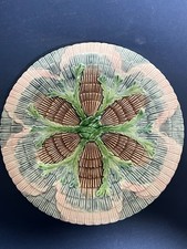 Rare 1-Horchow Etruscan Majolica Shell, Seaweed 8 3/8