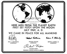 REPLICA OF PLAQUE LEFT ON MOON BY APOLLO 11 ASTRONAUTS 8X10 NASA PHOTO (CC-101) picture