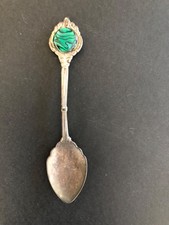 Vintage Collectors World New Zealand boxed small souvenir spoon picture