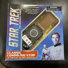 Star Trek TOS Classic Communicator Replica Diamond Select Toys Art Asylum New picture