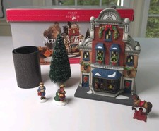 Dept 56 Christmas in the City Scotties's Toy Shop Gift Set 58871 Retired picture
