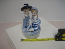 Vintage Porcelain Colonial Figurine Blue & White BOY & GIRL, Birds* 6