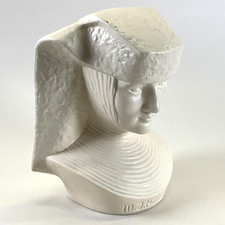 M.I. Hummel Sister Nun Bust Figurine 1967 Ceramic Religious Figure 6