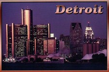 Detroit Michigan Skyline, Motor City at Night, Renaissance Center etc - Postcard picture