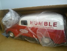 1994 ERTL Die-Cast Coin Bank 1951 GMC Panel Van 1/25  Hubble Gas  NOS picture