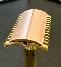 Vintage Gillette New Long Comb Safety Razor/Ball End** picture